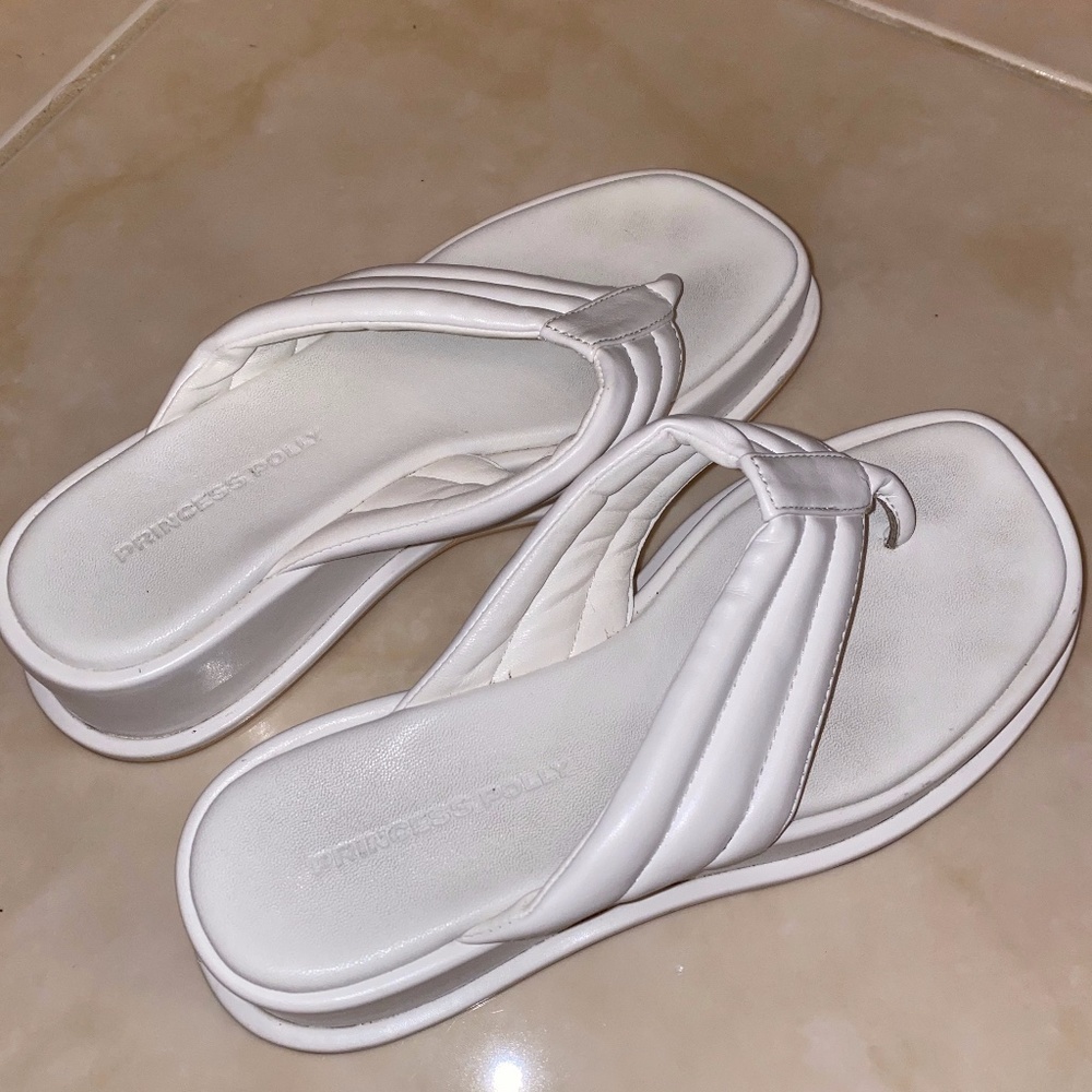 Princess Polly White Pump It Up Platform Thong Sandal / Slipper